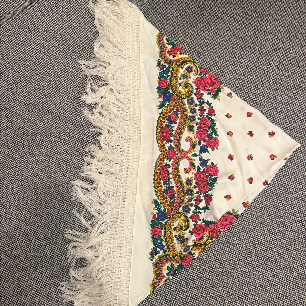 Traditional Portuguese Viana Fringe Scarf